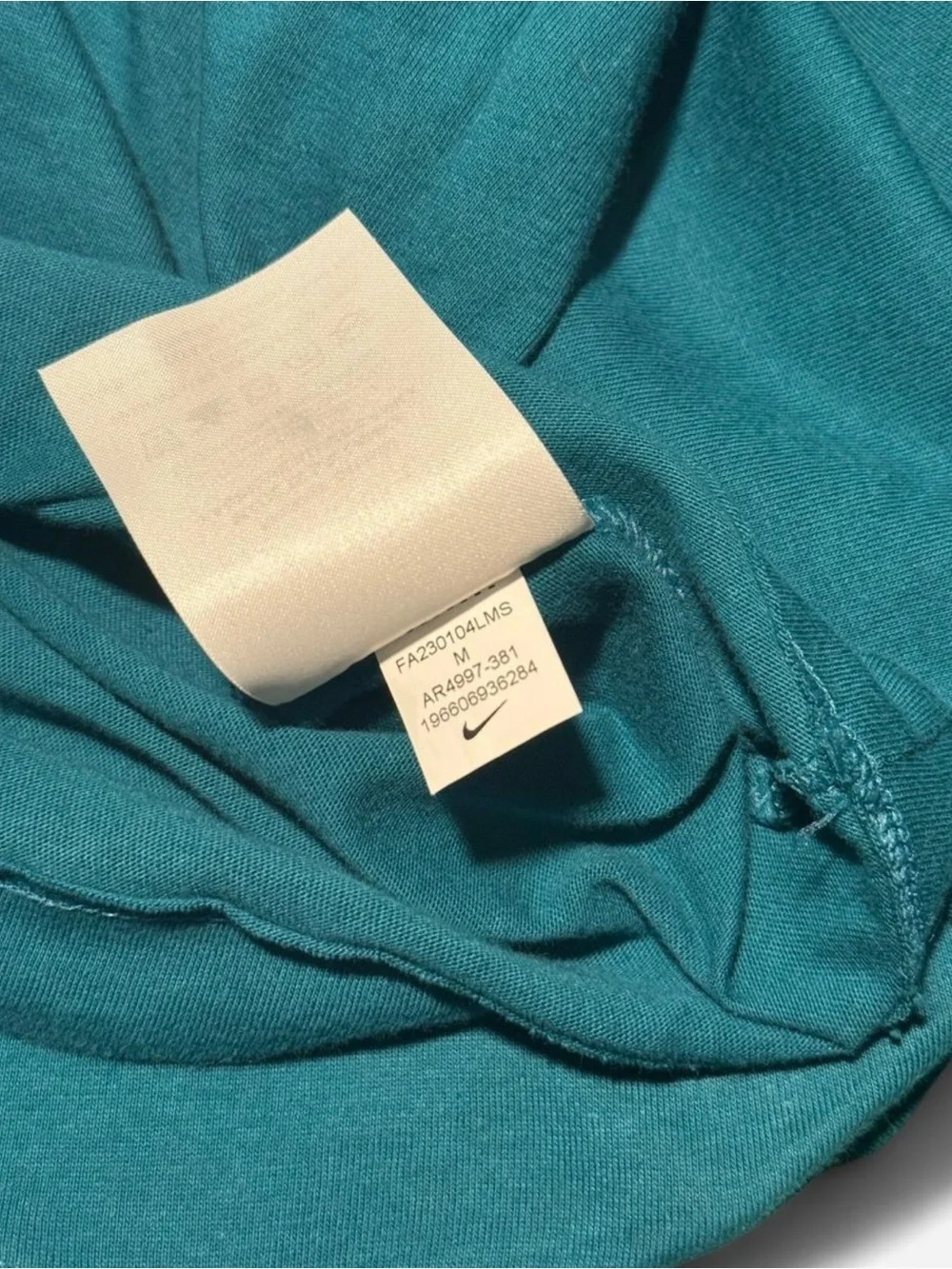 Nike “the tee”
